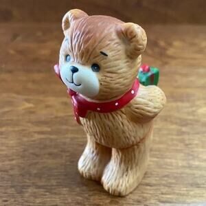 ENESCO Lucy and Me Christmas Bear Holding Present Behind It's Back 1984